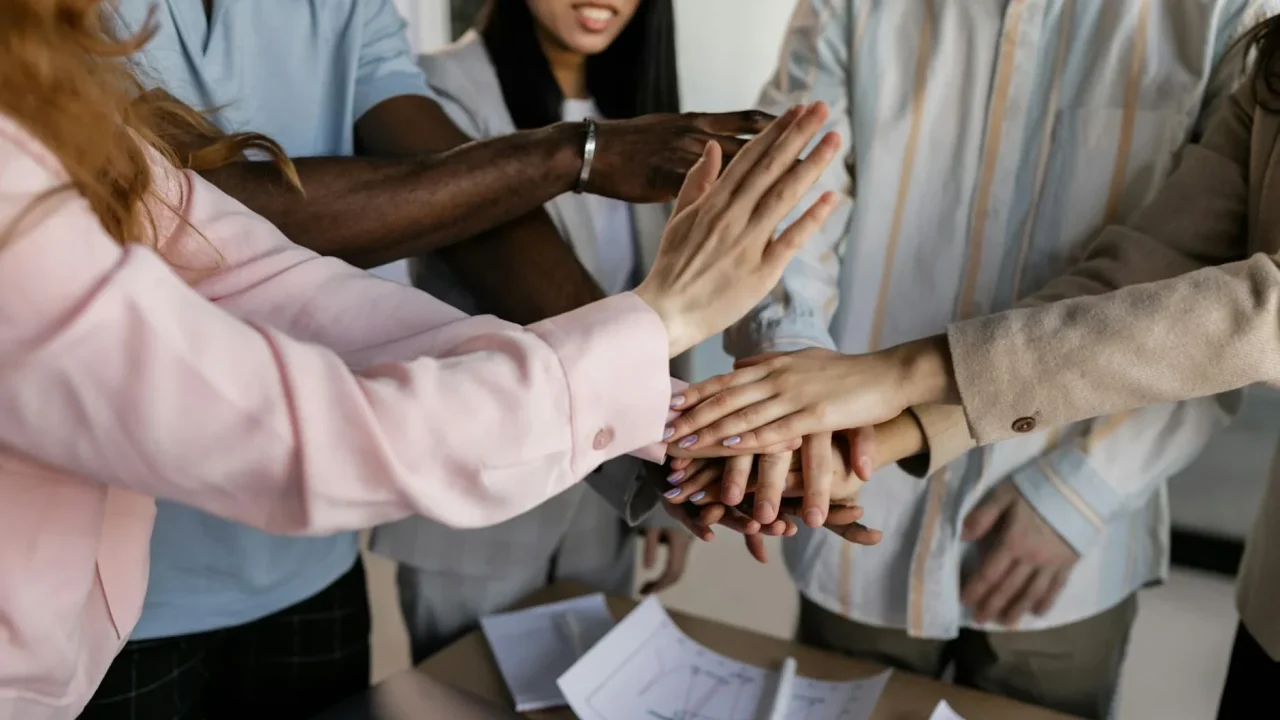 Cooperative Office Business Team