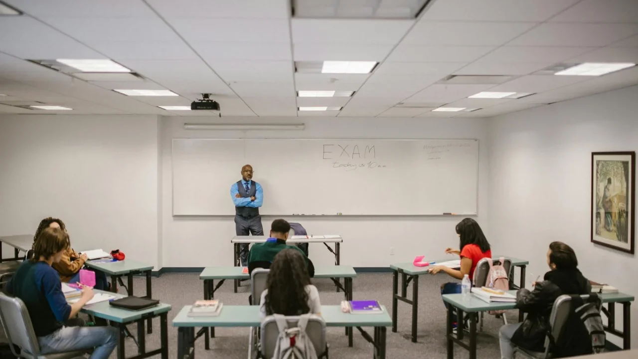 Examination Meeting Room