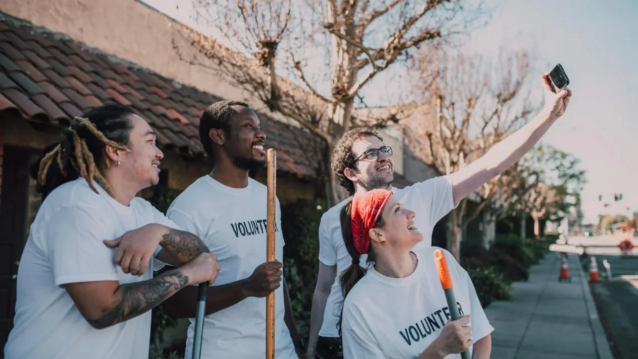 Happy Employee Community Service