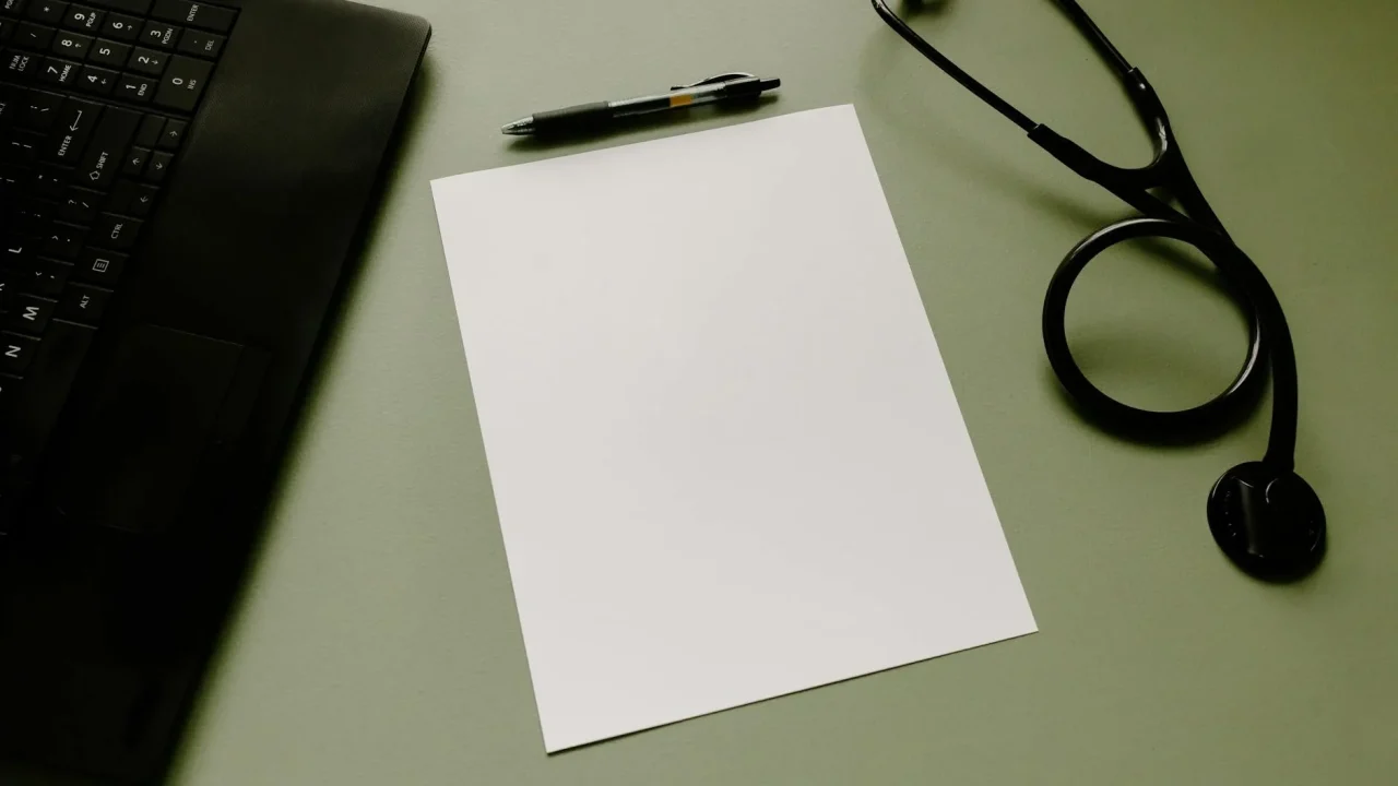 Medical Certificate Stethoscope Nursing Documents