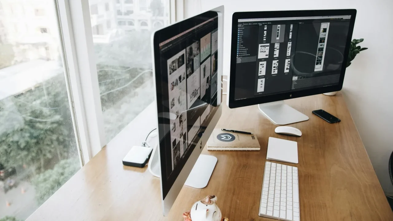 Resume Computer Desk