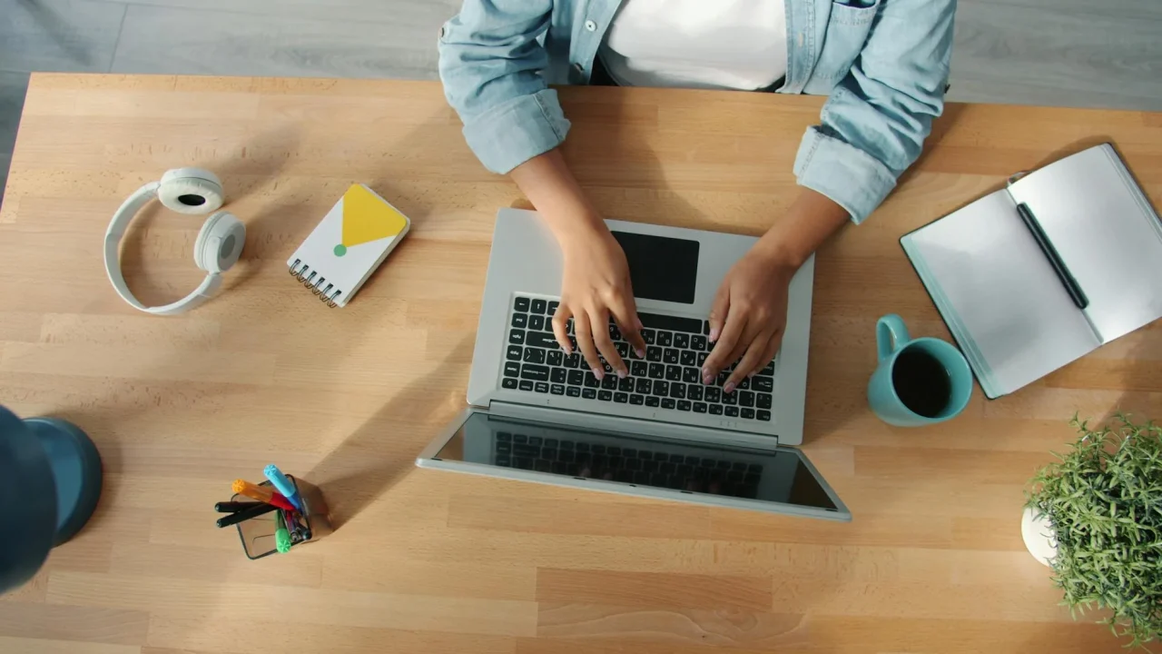 Resume Laptop Desk