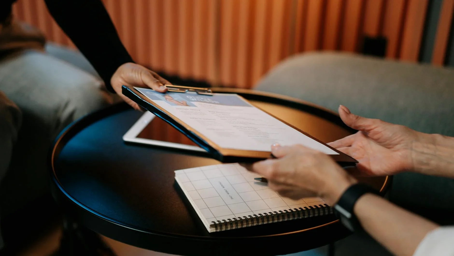 Resume Office Desk