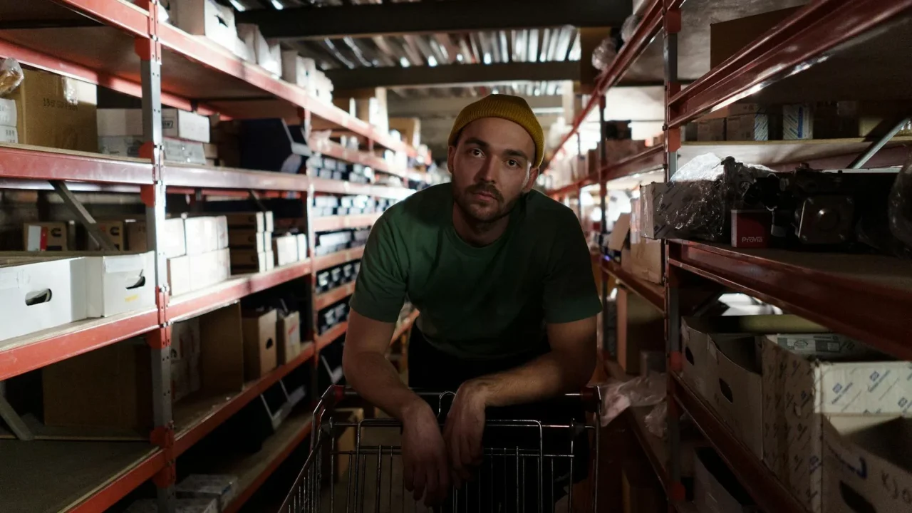 Retail Store Warehouse Worker Office Staff