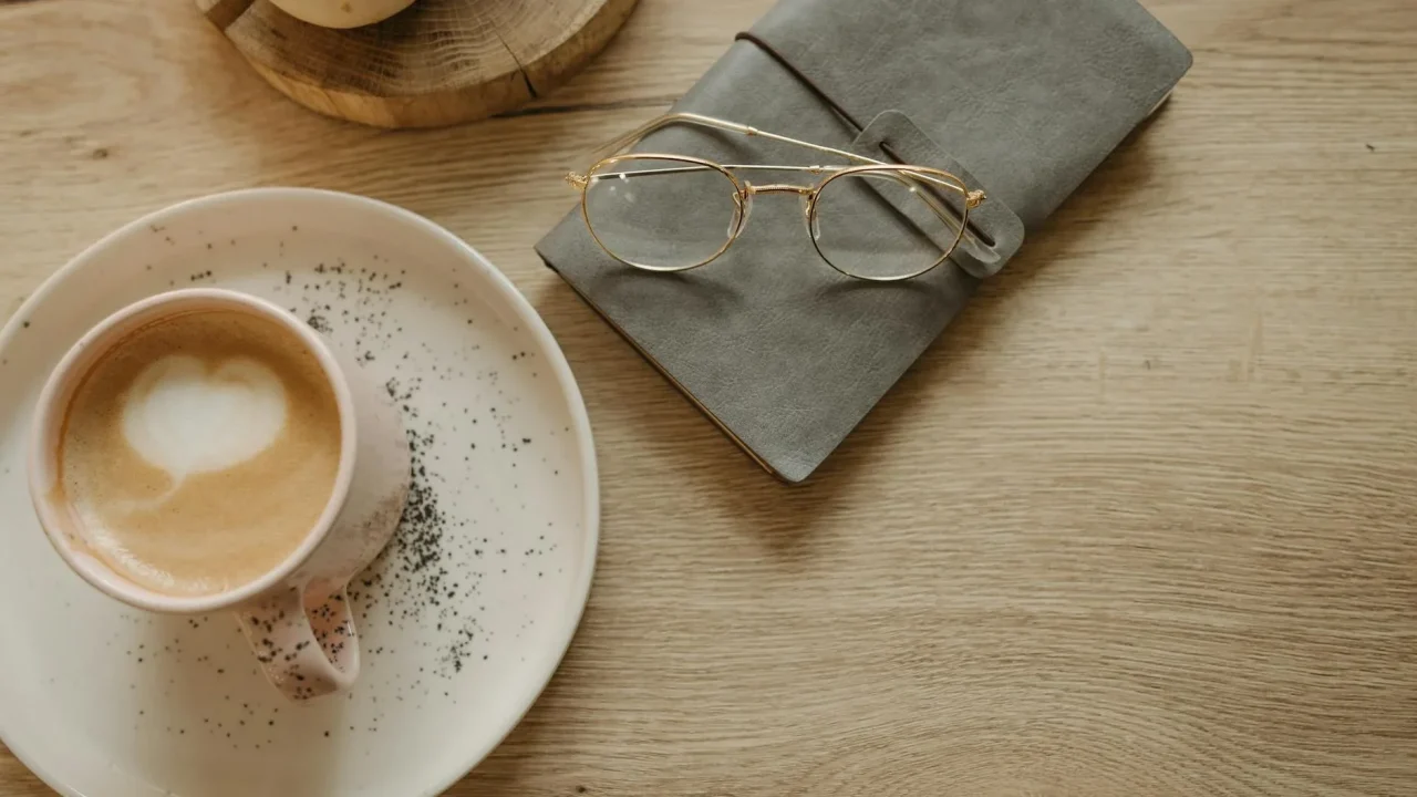 Spectacles Writing
