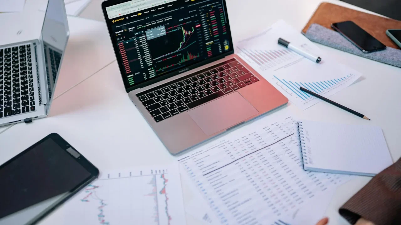 Warehouse Laptop Finance