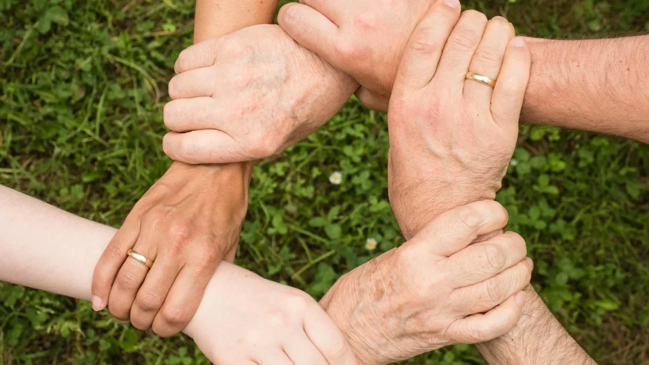 Community Local Market Helping Hands
