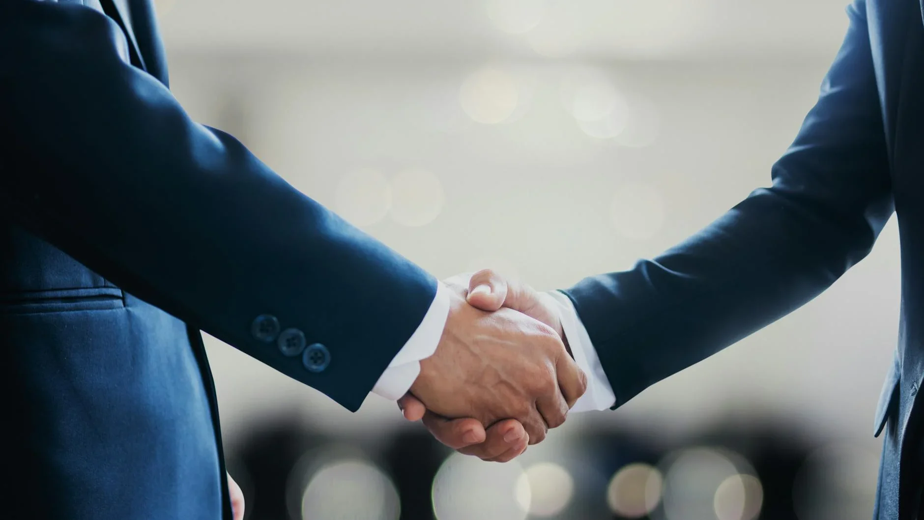 Handshake Professional Suit