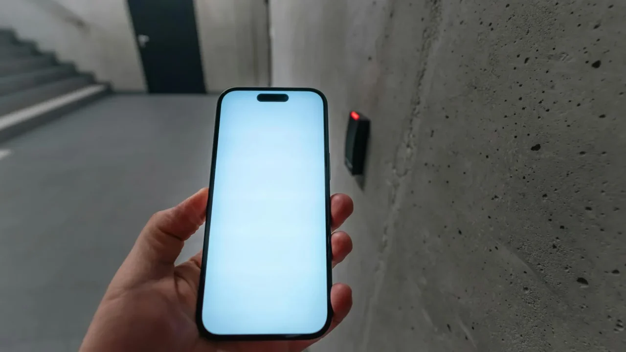 Identity Card Smartphone