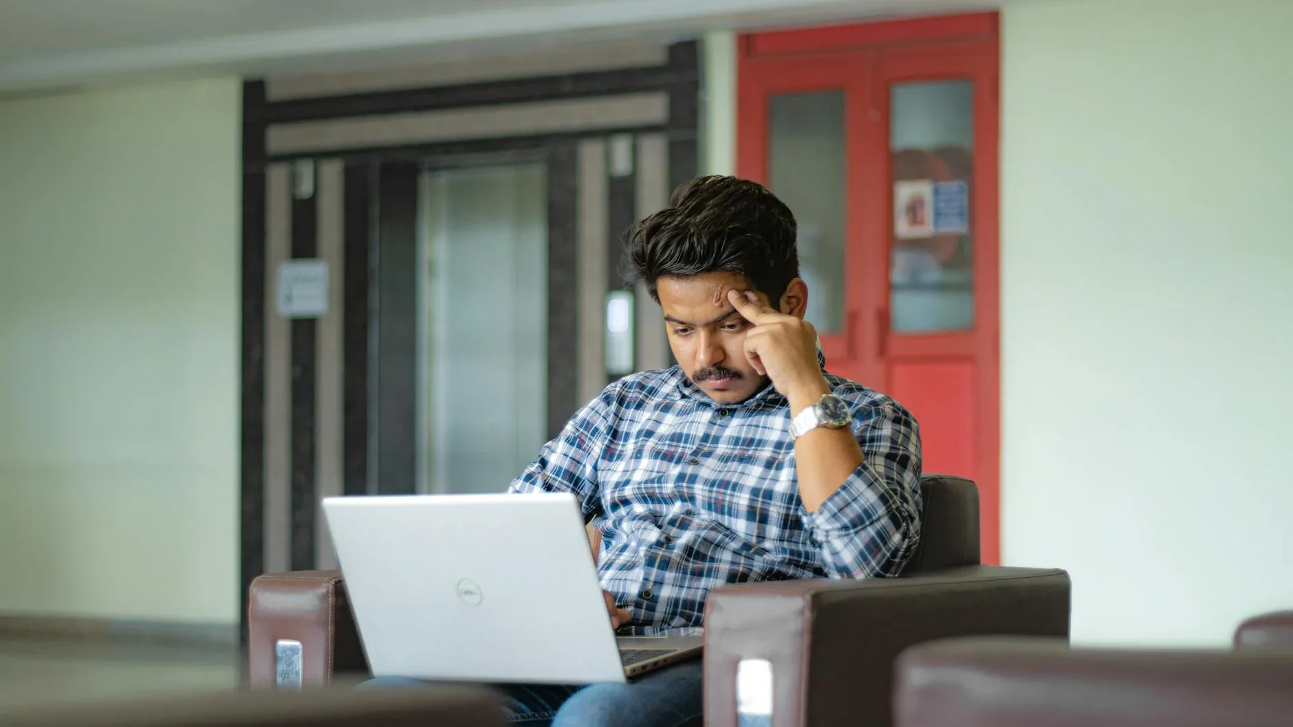 Job Search Laptop Job Search Online