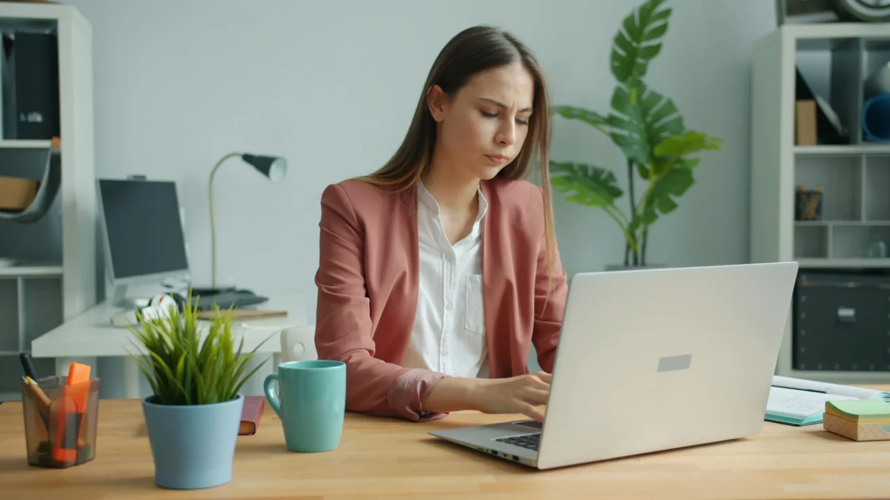 Job Search Laptop Office Worker