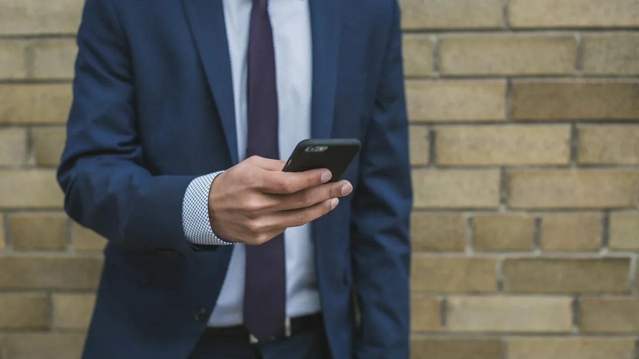 Job Search Smartphone Networking
