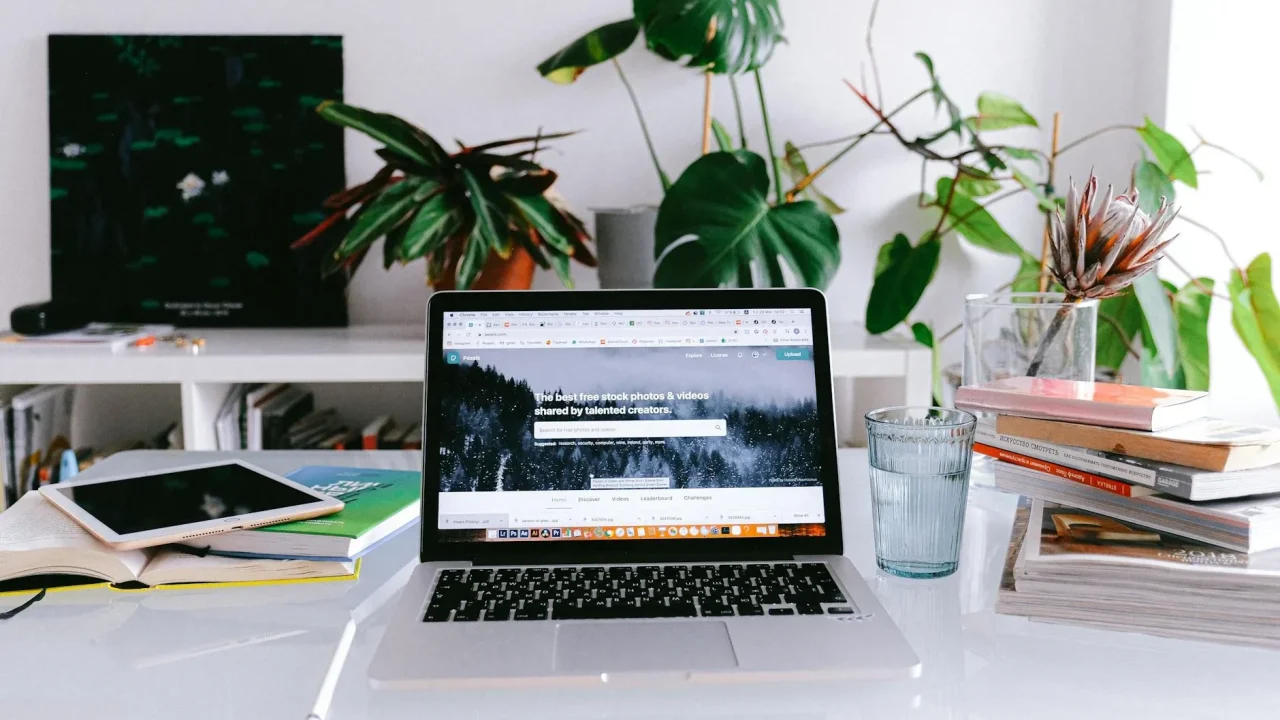Laptop Home Office