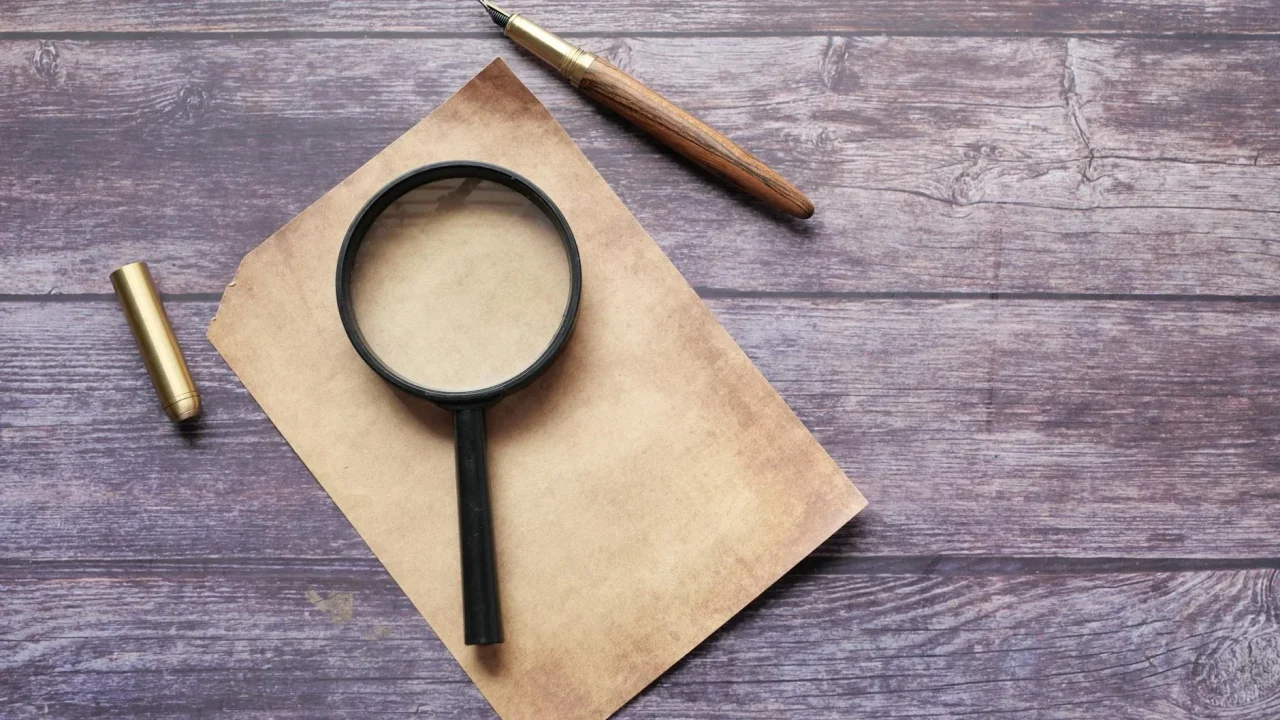 Magnifying Glass Website