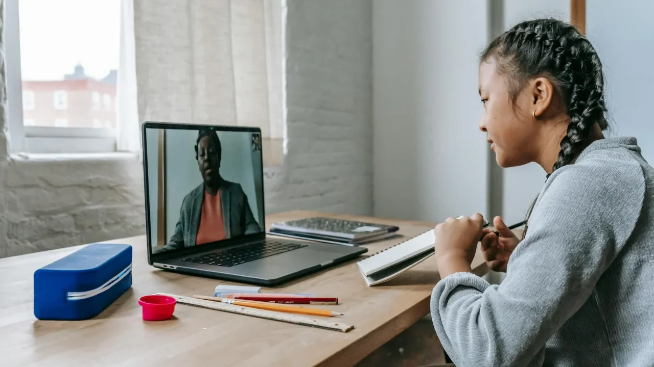 Online Learning Laptop