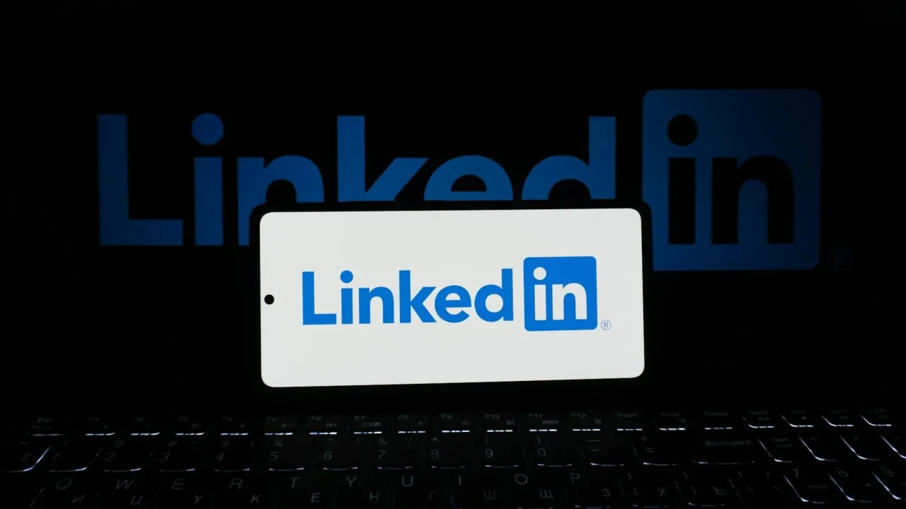 Personal Branding Laptop