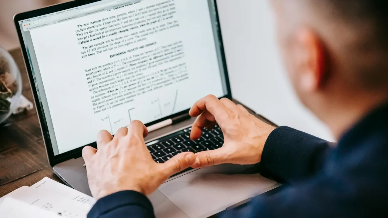 Resume Computer Typing