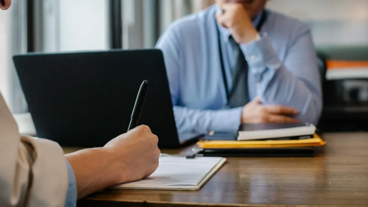 Resume Office Desk