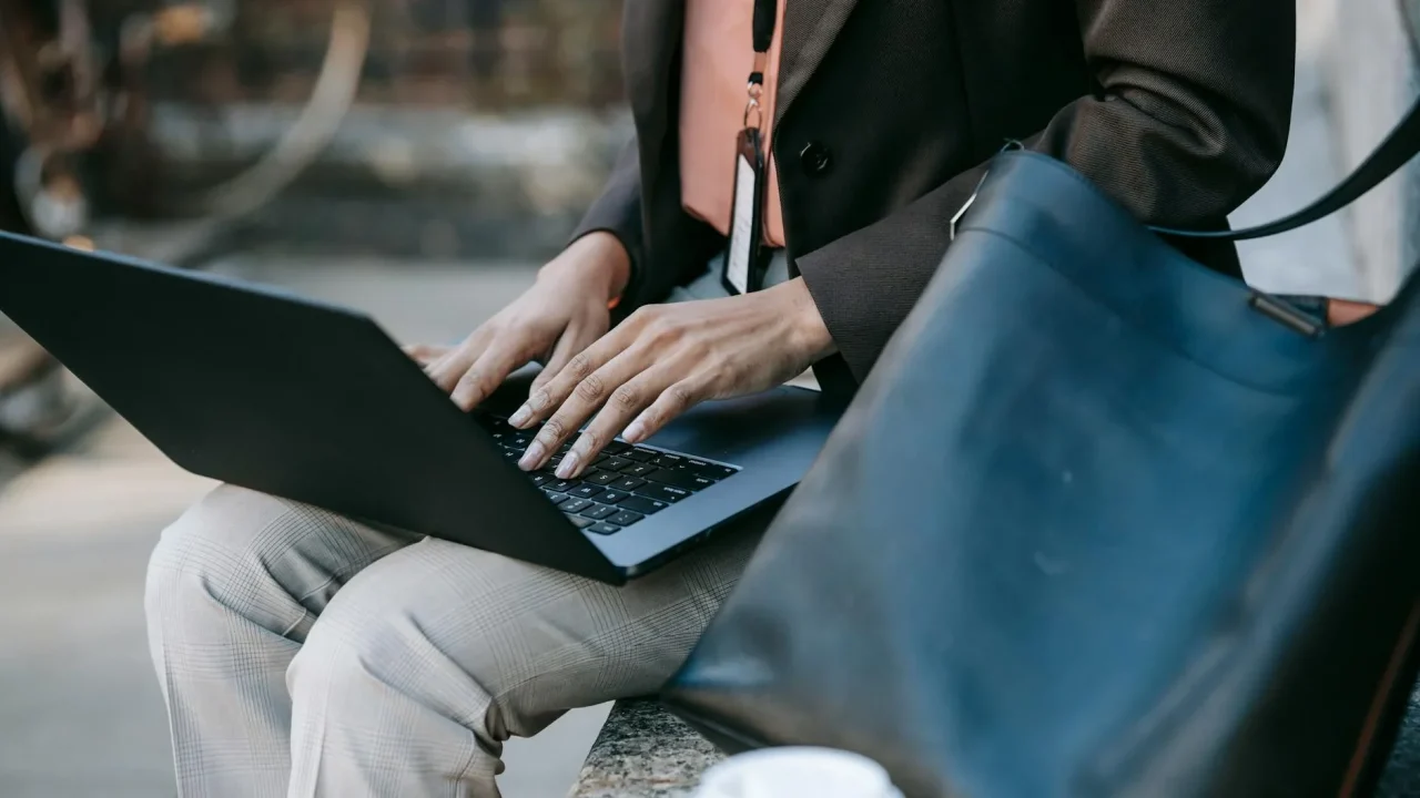 Searching Job Laptop Coffee Shop