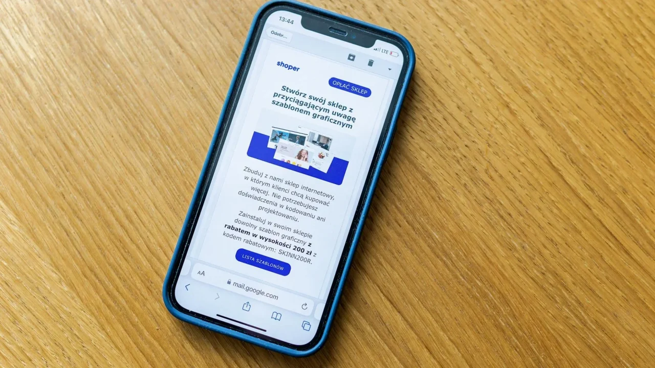 Smartphone Online Application