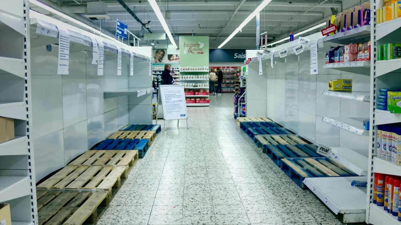 Supermarket Warehouse