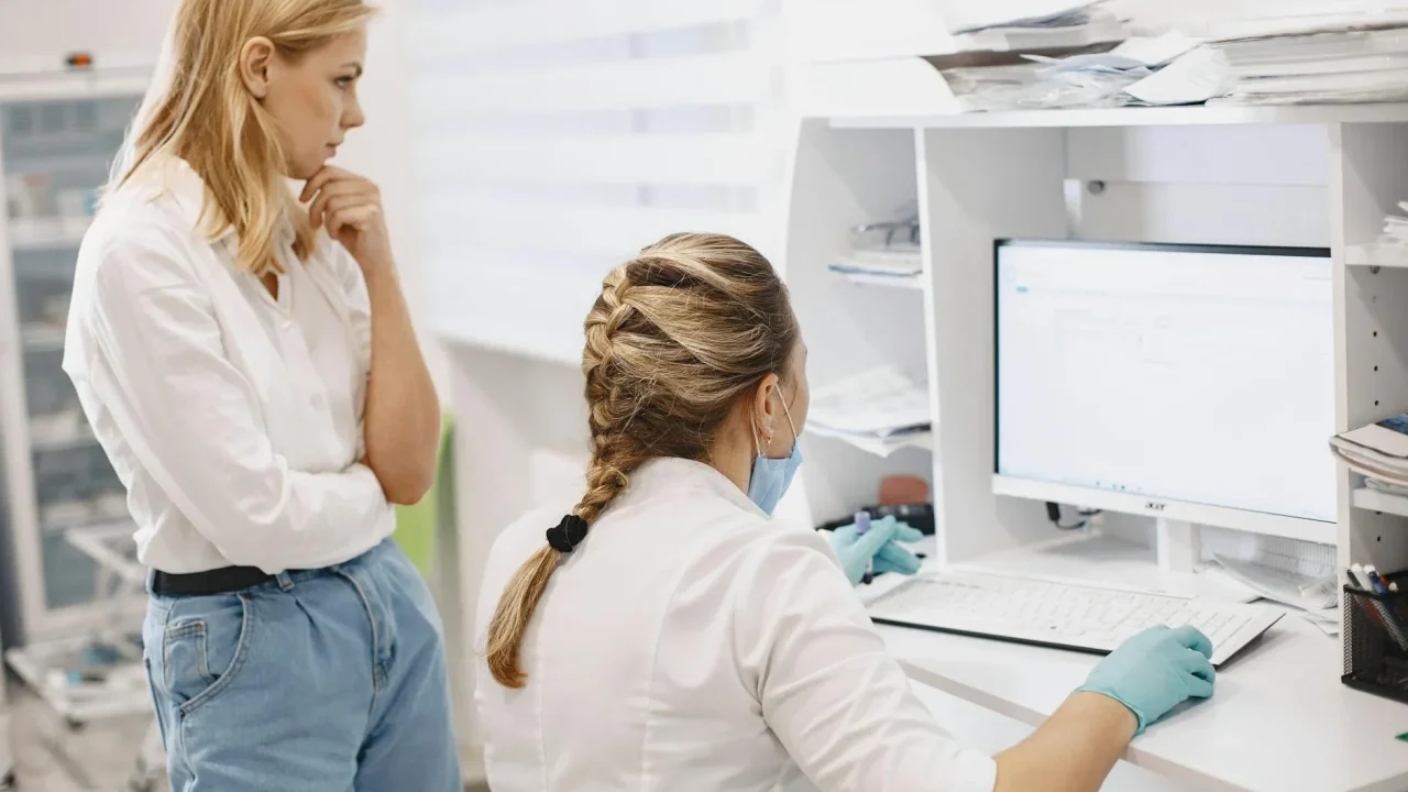Doctor Data Analyst Office Worker