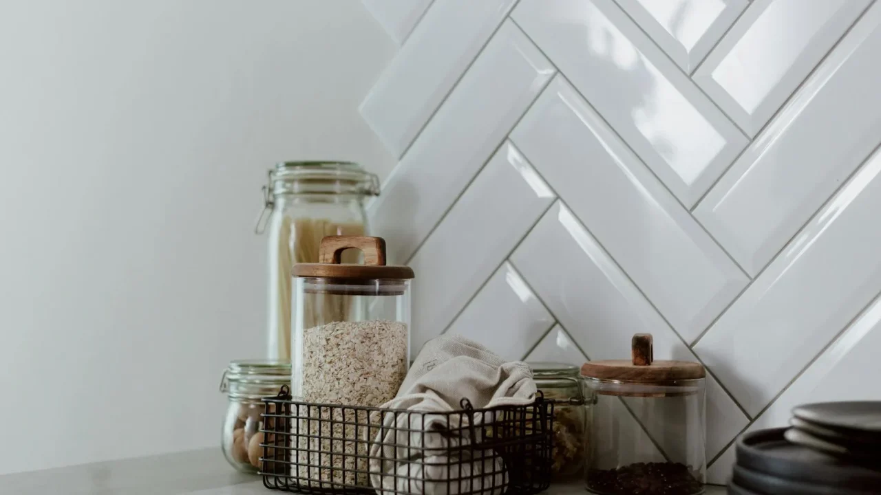 Food Containers Kitchen Counter