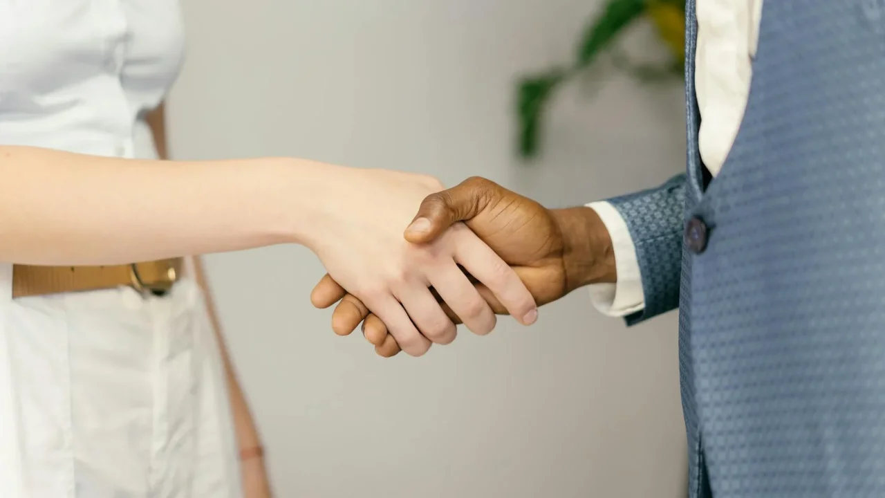 Handshake Training